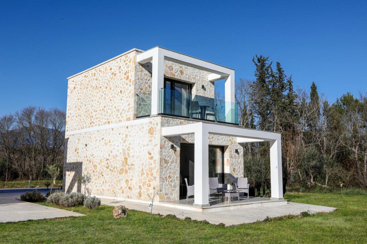 Villa Rans Luxury & In Corfu With Swimming Pool