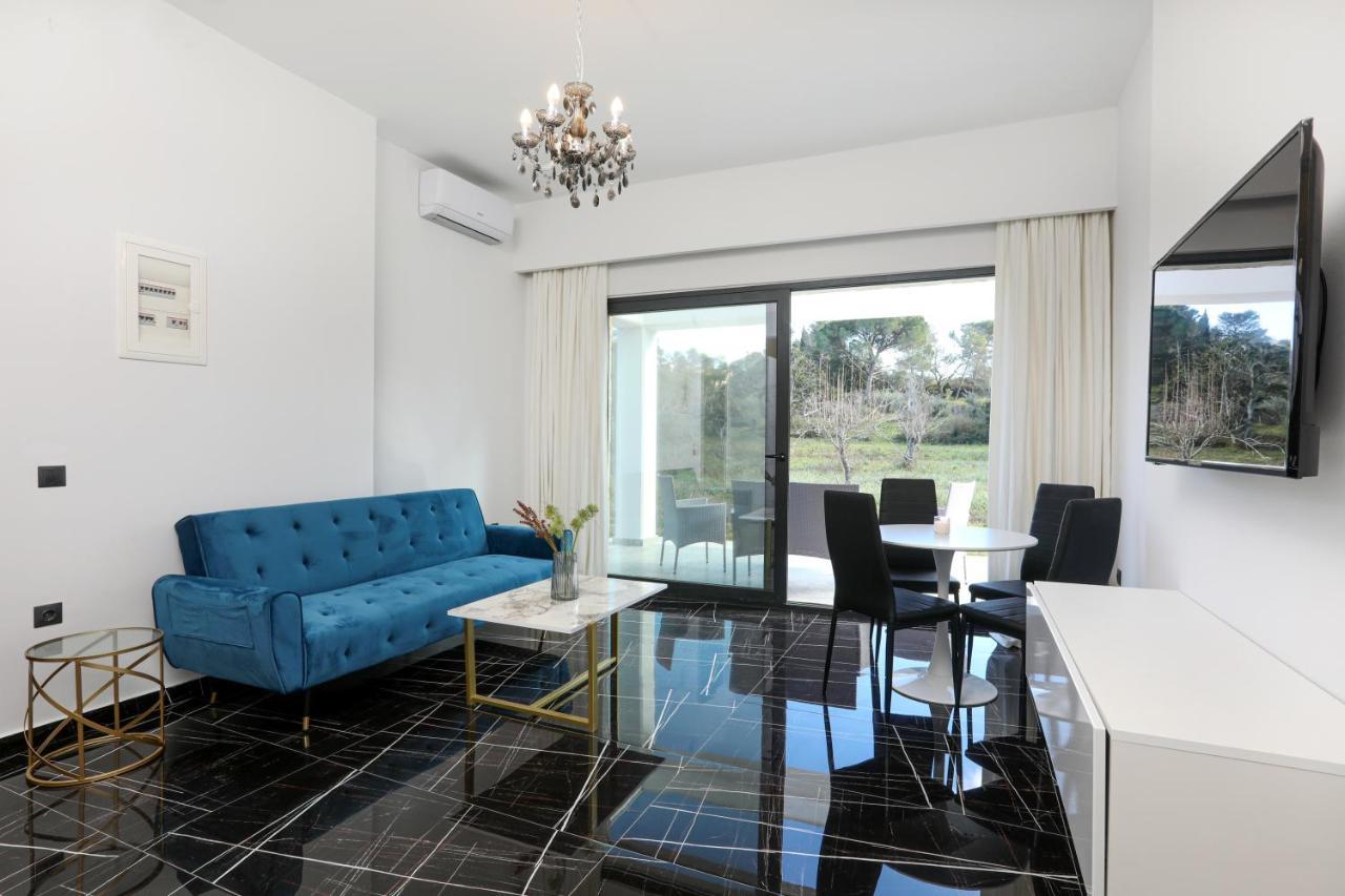 Villa Rans Luxury & In Corfu With Swimming Pool *