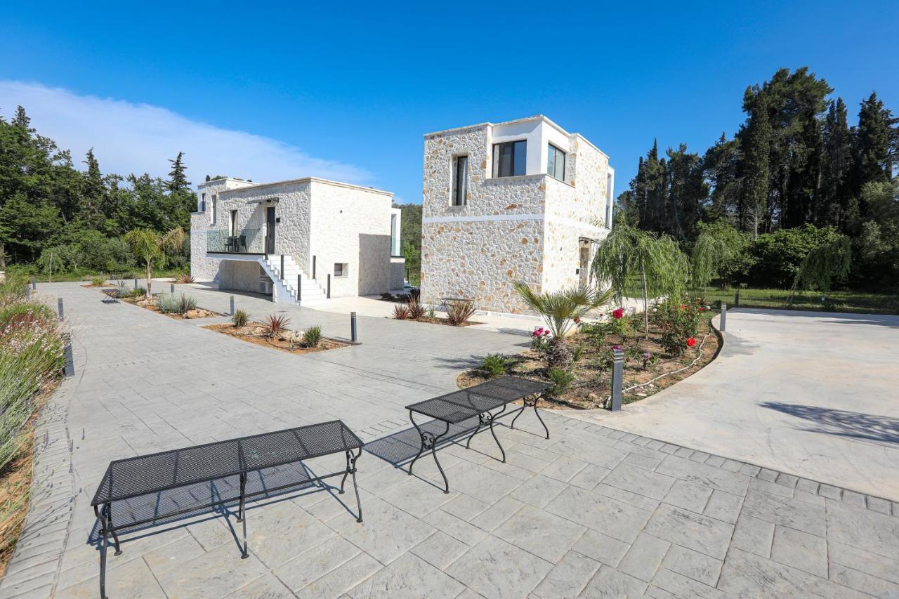 Villa Rans Luxury & In Corfu With Swimming Pool