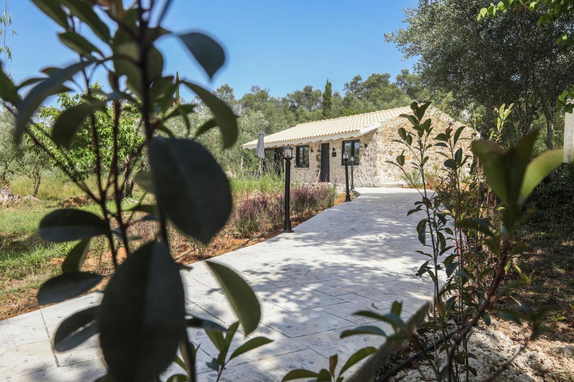 Villa Rans Luxury & In Corfu With Swimming Pool *